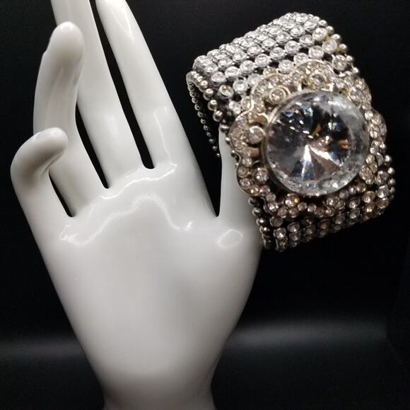 Rhinestone Wide Snap Bracelet, Clear Rhinestones Brown Faux Leather, 7 3/4 Inch - Picture 9 of 9